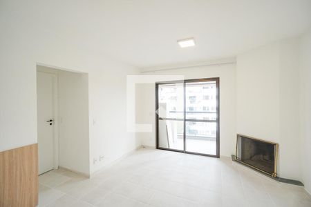 Apartamento à venda com 90m², 3 quartos e 2 vagasSala