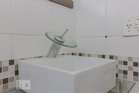 Banheiro de apartamento à venda com 2 quartos, 50m² em Vila Parque Jabaquara, São Paulo