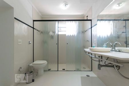 Casa à venda com 307m², 4 quartos e 3 vagas2o. Andar - Quarto 3 - Suíte/ Banheiro