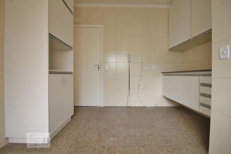 Cozinha de apartamento para alugar com 3 quartos, 115m² em Vila Andrade, São Paulo