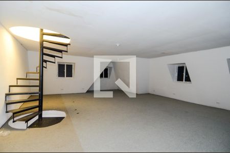 Apartamento para alugar com 152m², 2 quartos e 2 vagasSótão 