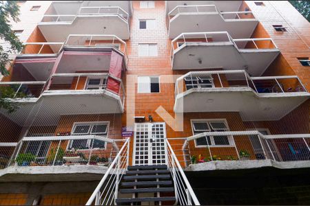 Apartamento para alugar com 152m², 2 quartos e 2 vagasEscada de Acesso - Bloco