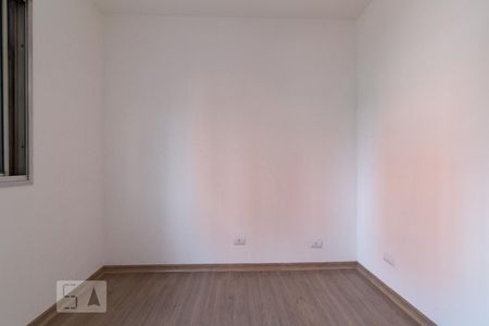 Quarto 1 de apartamento para alugar com 2 quartos, 60m² em Vila Firmiano Pinto, São Paulo