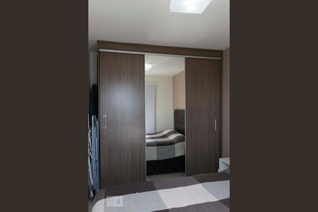 Quarto (Armários) de apartamento para alugar com 1 quarto, 38m² em Cambuci, São Paulo