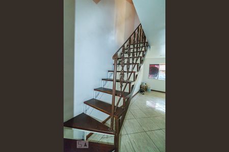 Escada para o Segundo Andar de casa de condomínio à venda com 2 quartos, 73m² em Pechincha, Rio de Janeiro