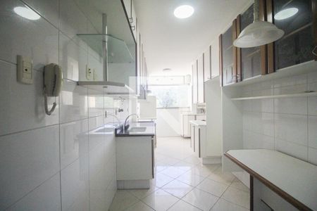 Cozinha de apartamento para alugar com 3 quartos, 85m² em Barro Branco (zona Norte), São Paulo