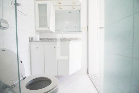 Banheiro de apartamento para alugar com 3 quartos, 85m² em Barro Branco (zona Norte), São Paulo