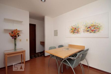 Sala de apartamento para alugar com 1 quarto, 50m² em Bela Vista, São Paulo