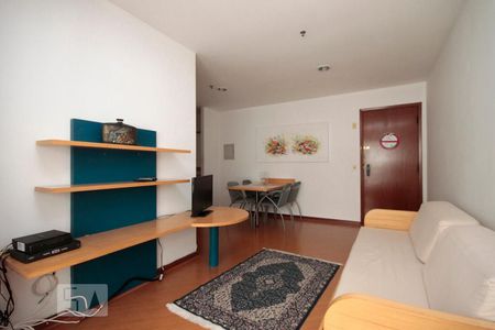 Sala de apartamento para alugar com 1 quarto, 50m² em Bela Vista, São Paulo
