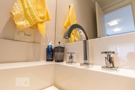 Apartamento para alugar com 76m², 2 quartos e 1 vagaBanheiro - Suíte