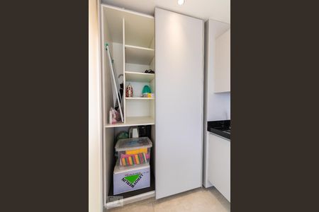 Apartamento para alugar com 76m², 2 quartos e 1 vagaÁrea de Serviço