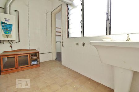 Apartamento à venda com 128m², 3 quartos e 2 vagasÁrea de serviço