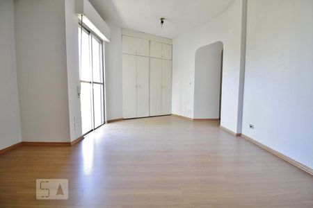 Apartamento à venda com 128m², 3 quartos e 2 vagasSuíte
