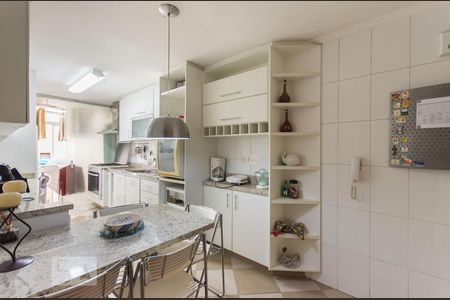 Apartamento para alugar com 136m², 3 quartos e 1 vagaCozinha