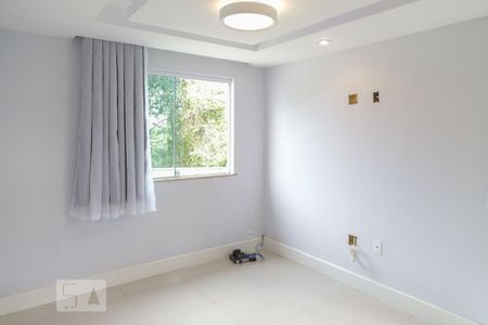 Casa de condomínio à venda com 300m², 5 quartos e 1 vagaSala - segundo andar