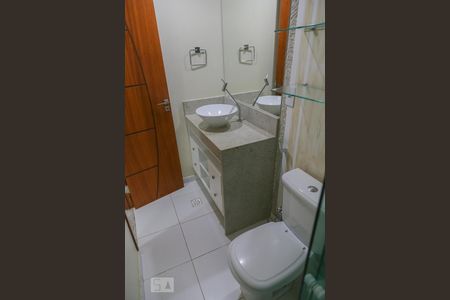 Casa de condomínio à venda com 300m², 5 quartos e 1 vagaSuíte 1