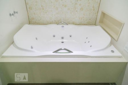 Casa de condomínio à venda com 300m², 5 quartos e 1 vagaSuíte 5