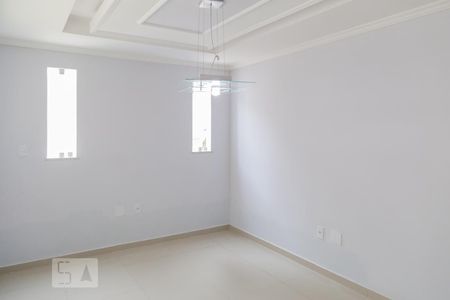 Casa de condomínio à venda com 300m², 5 quartos e 1 vagaSala