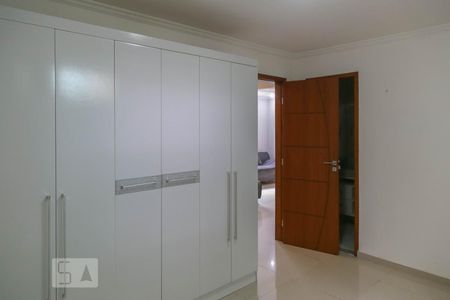Casa de condomínio à venda com 300m², 5 quartos e 1 vagaSuíte 1