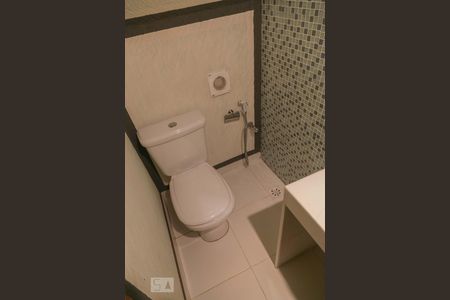 Casa de condomínio à venda com 300m², 5 quartos e 1 vagaLavabo