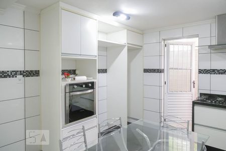 Casa de condomínio à venda com 300m², 5 quartos e 1 vagaCozinha