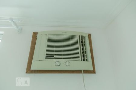 Casa de condomínio à venda com 300m², 5 quartos e 1 vagaSuíte 2