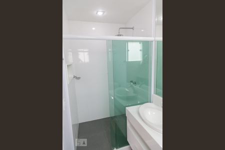 Casa de condomínio à venda com 300m², 5 quartos e 1 vagaSuíte 3