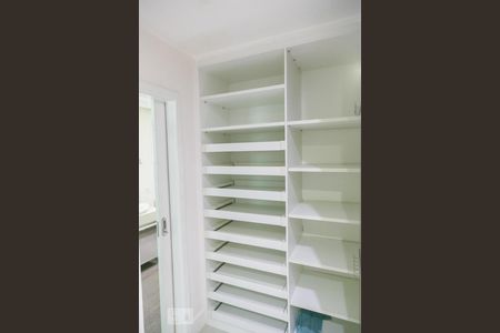 Casa de condomínio à venda com 300m², 5 quartos e 1 vagaSuíte 5