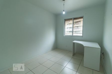 Quarto de apartamento à venda com 2 quartos, 75m² em Pechincha, Rio de Janeiro