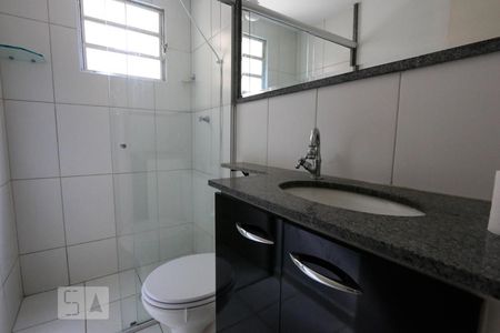 Banheiro de apartamento à venda com 3 quartos, 65m² em Paraíso do Morumbi, São Paulo