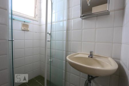 Banheiro de apartamento para alugar com 3 quartos, 83m² em Vila Progredior, São Paulo