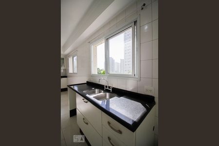 Apartamento à venda com 168m², 3 quartos e 3 vagasCozinha