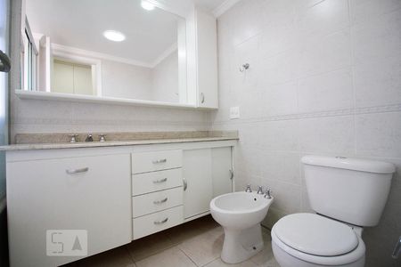 Apartamento à venda com 168m², 3 quartos e 3 vagasBanheiro da suíte 3