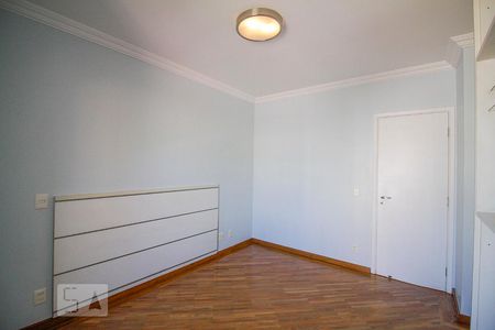 Apartamento à venda com 168m², 3 quartos e 3 vagasSuíte 3