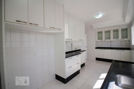 Apartamento à venda com 168m², 3 quartos e 3 vagasCozinha