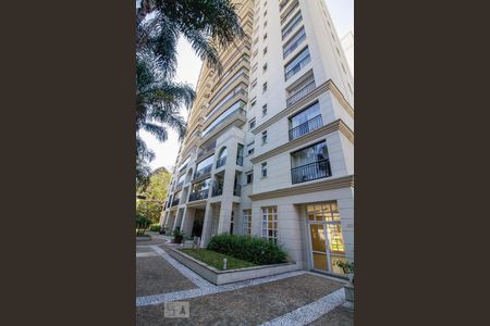 Apartamento à venda com 168m², 3 quartos e 3 vagasFachada