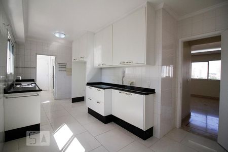 Apartamento à venda com 168m², 3 quartos e 3 vagasCozinha