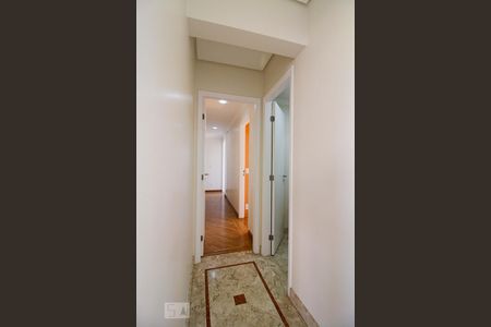 Apartamento à venda com 168m², 3 quartos e 3 vagasCorredor