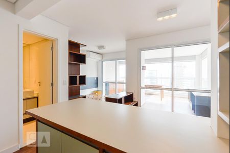 Studio à venda com 49m², 1 quarto e 1 vaga Studio à venda com 49m², 1 quarto e 1 vagaKitnet