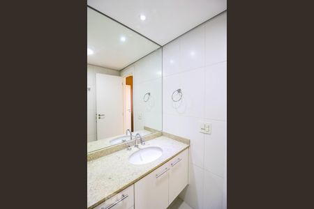 Apartamento à venda com 94m², 2 quartos e 2 vagasBanheiro Suíte 1