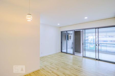 Sala de apartamento à venda com 2 quartos, 94m² em Santo Amaro, São Paulo