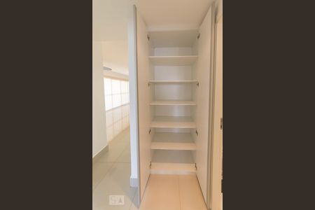 Apartamento para alugar com 115m², 3 quartos e 2 vagasArmário