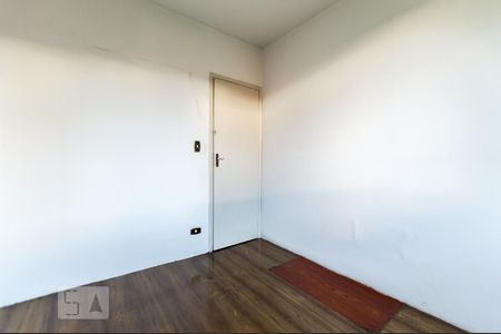 Quarto de apartamento para alugar com 2 quartos, 60m² em Vila Osasco, Osasco