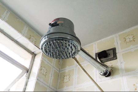 Banheiro de apartamento para alugar com 2 quartos, 60m² em Vila Osasco, Osasco