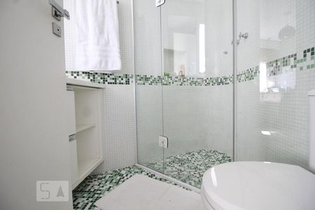 Apartamento para alugar com 210m², 3 quartos e 4 vagasBanheiro suíte 2