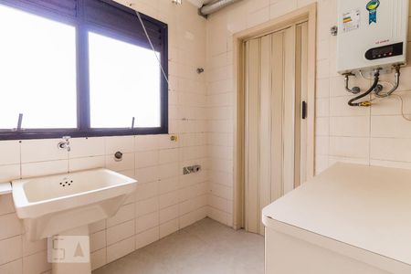 Apartamento à venda com 98m², 3 quartos e 2 vagasÁrea de serviço