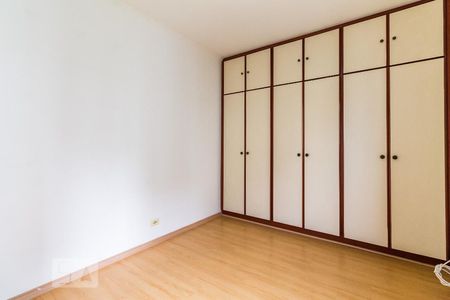 Apartamento à venda com 98m², 3 quartos e 2 vagasQuarto 02 