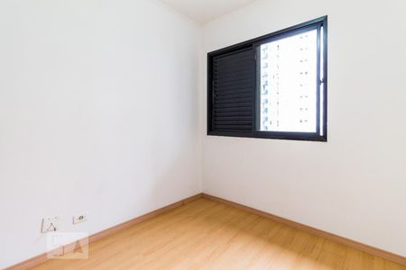 Apartamento à venda com 98m², 3 quartos e 2 vagasQuarto 01 