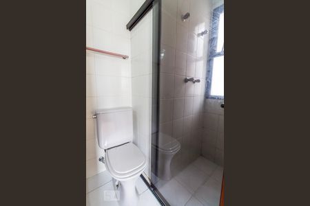 Apartamento à venda com 98m², 3 quartos e 2 vagasBanheiro da suíte 