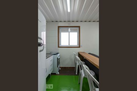 Cozinha de apartamento para alugar com 2 quartos, 45m² em Aclimação, São Paulo